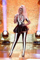 Nicki Minaj Sweatshirt #2977554