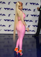Nicki Minaj Longsleeve T-shirt #2978109