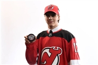 Nico Hischier magic mug #G1804785