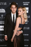 Nicola Peltz Longsleeve T-shirt #2979669