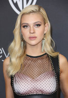 Nicola Peltz Longsleeve T-shirt #2979687