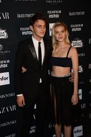 Nicola Peltz Longsleeve T-shirt #2979790