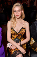 Nicola Peltz Longsleeve T-shirt #3116246