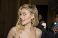 Nicola Peltz Longsleeve T-shirt #3116255