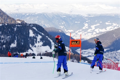 Nicolas Raffort posters