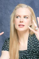 Nicole Kidman longsleeve t-shirt #2255345