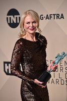 Nicole Kidman longsleeve t-shirt #2968145