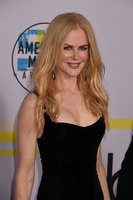 Nicole Kidman longsleeve t-shirt #3136287