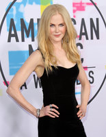 Nicole Kidman longsleeve t-shirt #3136370