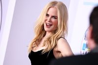 Nicole Kidman longsleeve t-shirt #3136823