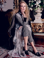 Nicole Kidman Sweatshirt #3656161