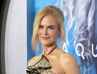 Nicole Kidman longsleeve t-shirt #3804344