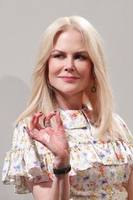 Nicole Kidman longsleeve t-shirt #3859009