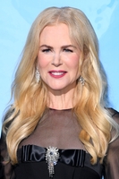 Nicole Kidman longsleeve t-shirt #3880097