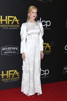 Nicole Kidman Sweatshirt #3906685