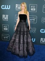 Nicole Kidman longsleeve t-shirt #3928081