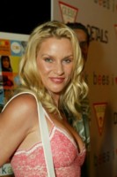 Nicolette Sheridan t-shirt #1337443