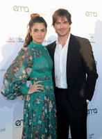 Nikki Reed Longsleeve T-shirt #2811873