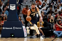Nikola Mirotic Sweatshirt #3426922