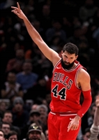 Nikola Mirotic t-shirt #3426953