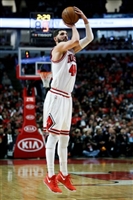 Nikola Mirotic Sweatshirt #3426968