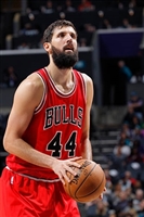 Nikola Mirotic Sweatshirt #3426990