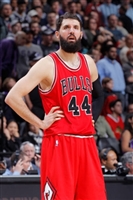 Nikola Mirotic Sweatshirt #3427094