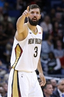 Nikola Mirotic Sweatshirt #3427107