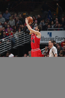 Nikola Mirotic Sweatshirt #3963782