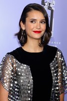 Nina Dobrev Longsleeve T-shirt #3263901