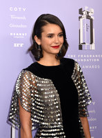 Nina Dobrev Longsleeve T-shirt #3318775