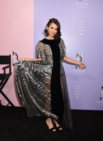 Nina Dobrev Longsleeve T-shirt #3318779