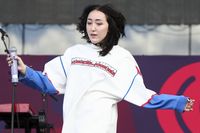 Noah Cyrus Sweatshirt #2811500