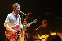 Oasis Longsleeve T-shirt #2527434