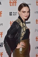 Odessa Young Sweatshirt #3803585