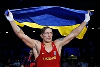 Oleksandr Usyk Sweatshirt #3582636