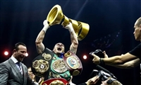 Oleksandr Usyk Sweatshirt #3582643