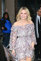 Olivia Holt longsleeve t-shirt #3064807