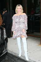 Olivia Holt mug #G1306910