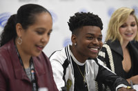 Olivia Holt mug #G1435666