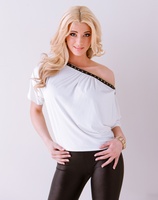 Olivia Paige Longsleeve T-shirt #2135701