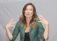 Olivia Wilde Sweatshirt #2426275