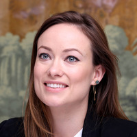 Olivia Wilde Sweatshirt #2585888