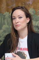 Olivia Wilde Sweatshirt #2585895