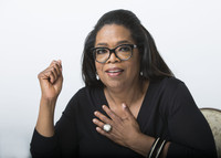Oprah Winfrey Longsleeve T-shirt #2736172