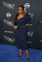 Oprah Winfrey Longsleeve T-shirt #3117012