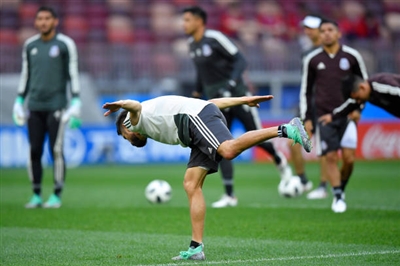 Oribe Peralta posters