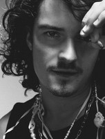 Orlando Bloom Longsleeve T-shirt #2216342