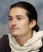 Orlando Bloom longsleeve t-shirt #2278956