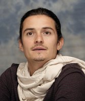 Orlando Bloom longsleeve t-shirt #2279058